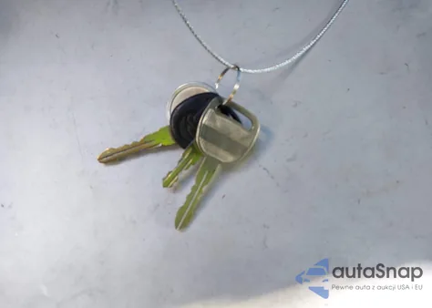 2001 Oldsmobile Alero Gls z USA, uszkodzony, nr VIN 1G3NF52E81C123989